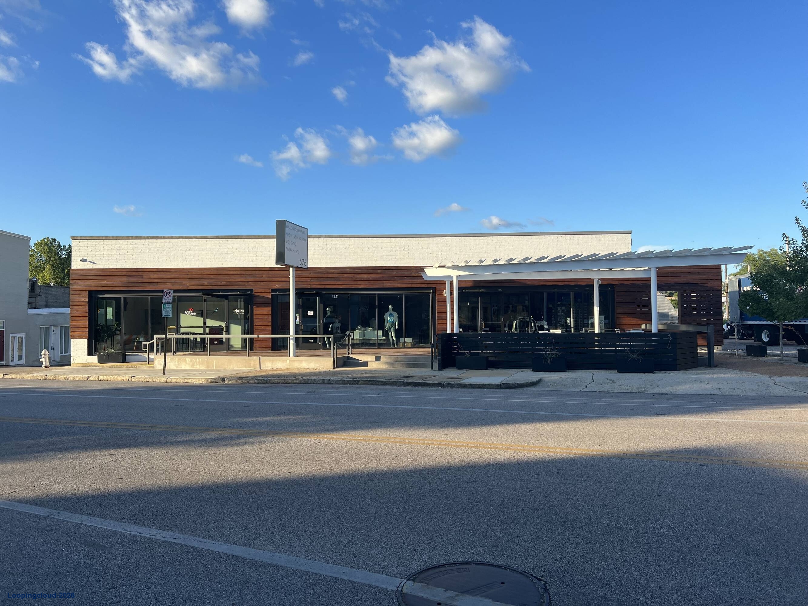Premier Retail Opportunity in the Heart of the Memphis Edge District | 676 Marshall Ave