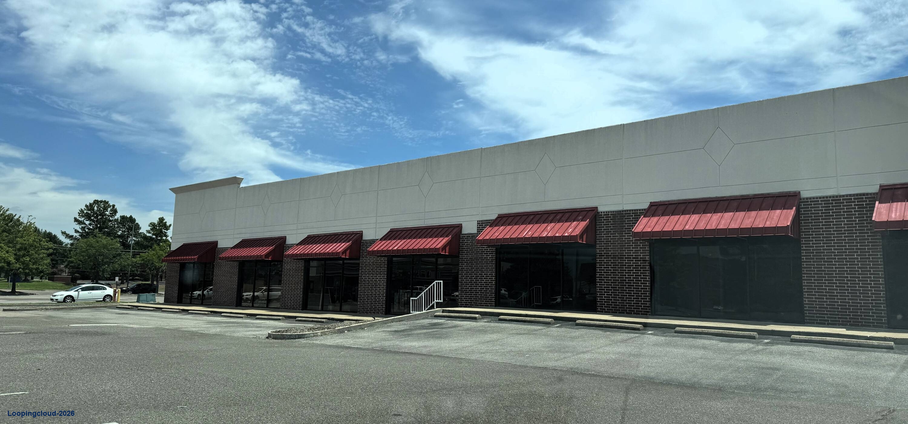 7980 Highway 64 | Wolf Run Plaza, Memphis MSA