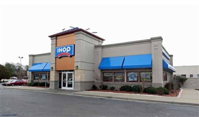 Restaurant Opportunity at 1277 E Shelby Dr | Whitehaven Retail Hub