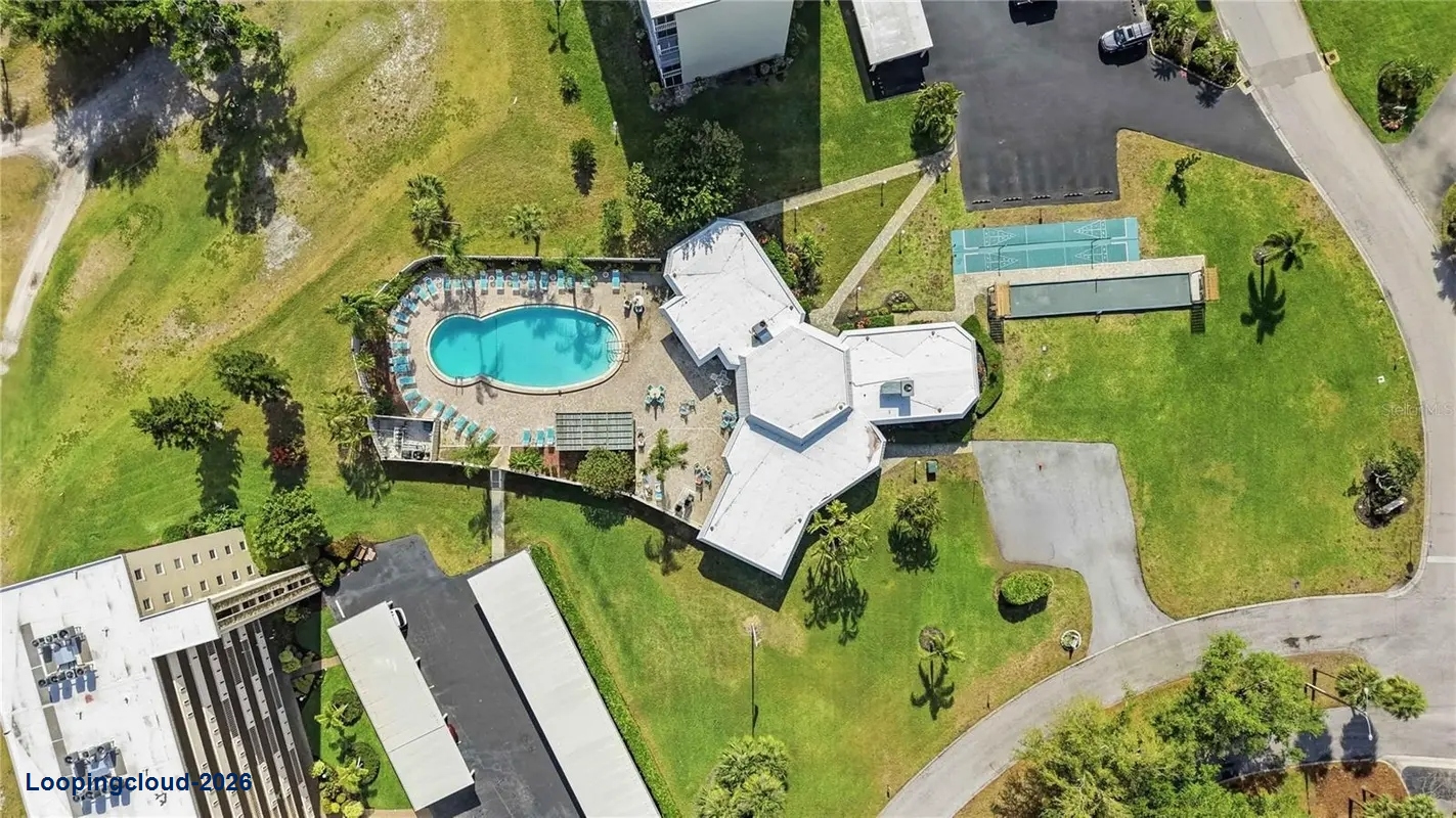 3680 IRONWOOD CIR #202L Bradenton, FL 34209