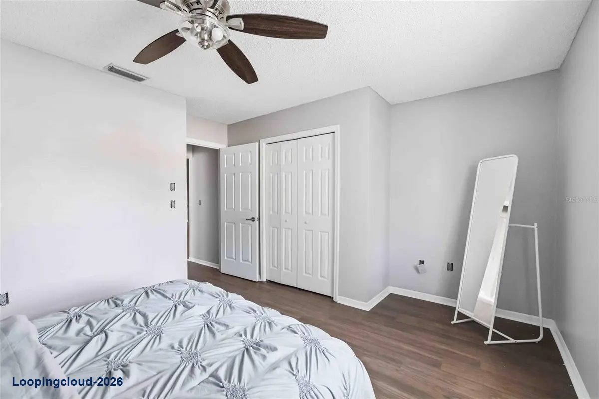 7795 PINE TRACE Sarasota, FL 34243