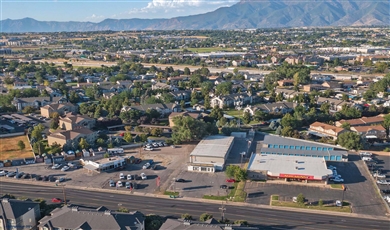 100% Occupied Retail & Self-Storage Facility | 10,346 SF | 5.00% Cap Rate