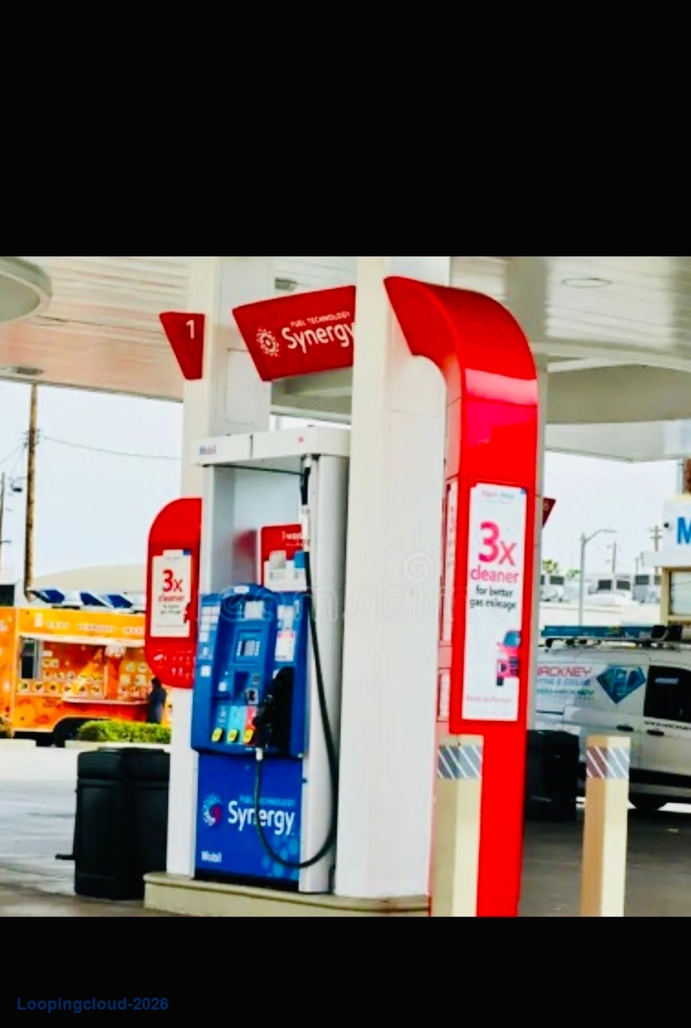 (7.7% CAP RATE) MELBOURNE AIRPORT MOBIL W/ "GO MARKET" C-STORE (20-YEAR NNN LEASE)!