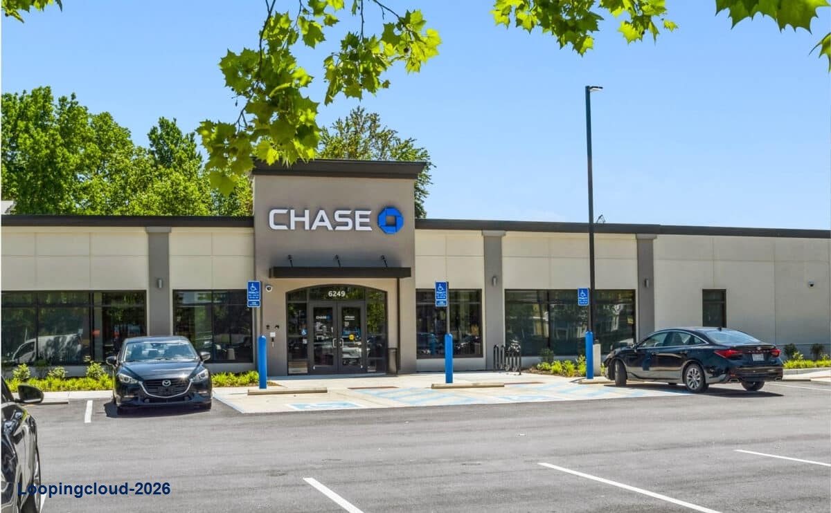 Chase Bank | 2025 Building Reconversion | 15-Yr Absolute NNN GL