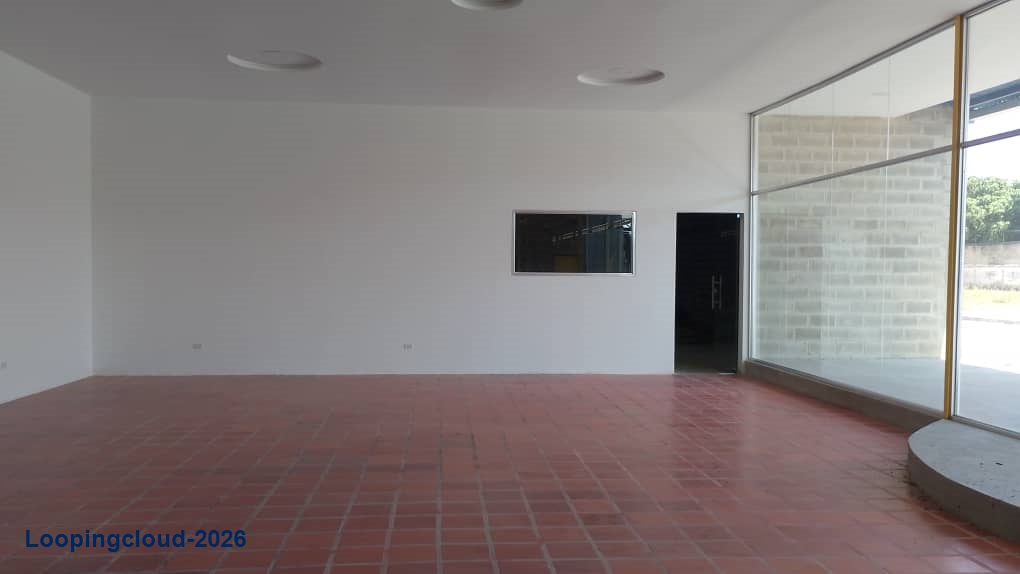 Strategic Complex on Av. Intercomunal Turmero-Maracay - Galpón Industrial