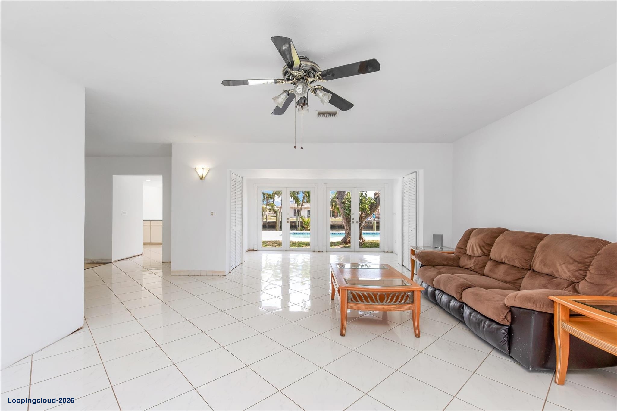 360 SE 5th Avenue