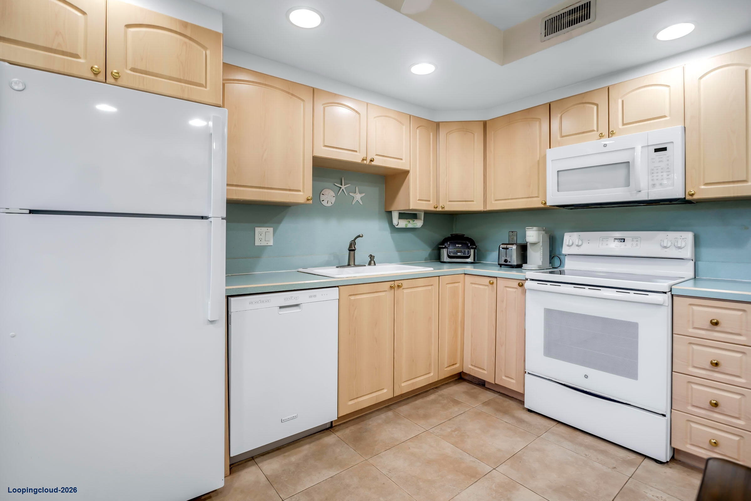 2871 N Ocean Boulevard C307