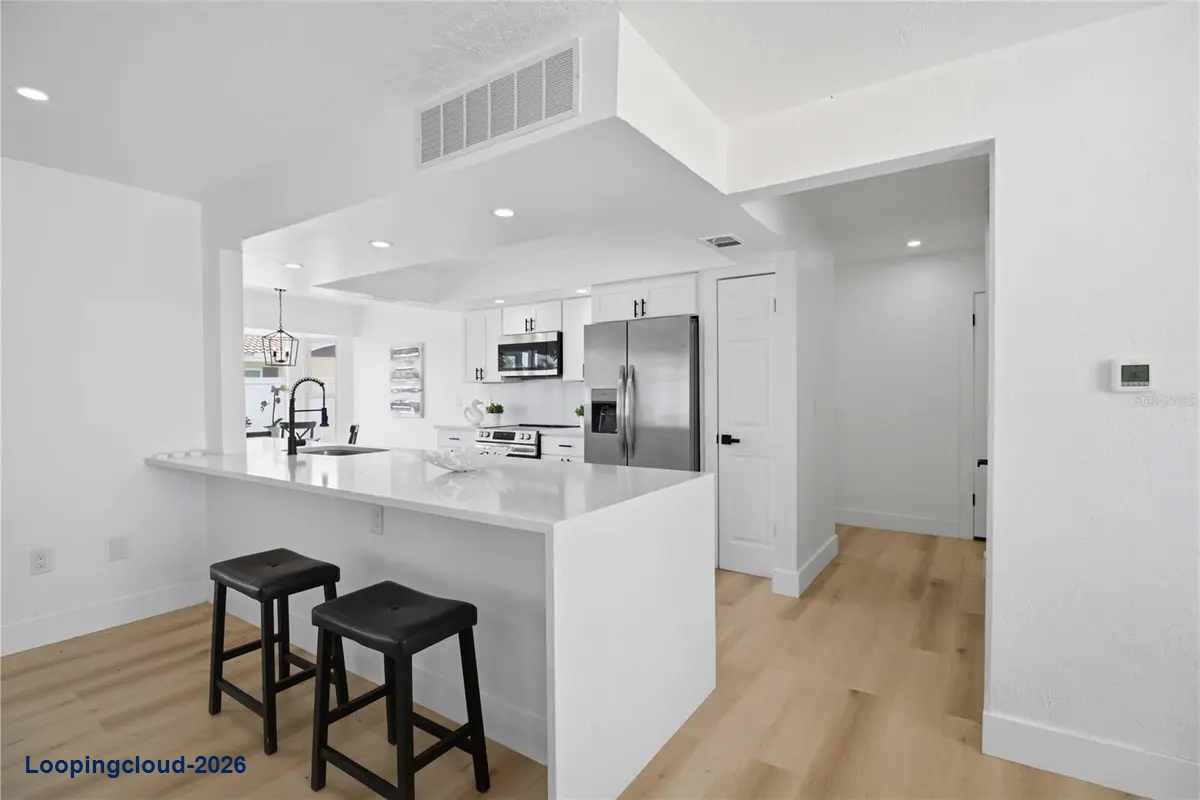 3535 VILLAGE GREEN DR Sarasota, FL 34239
