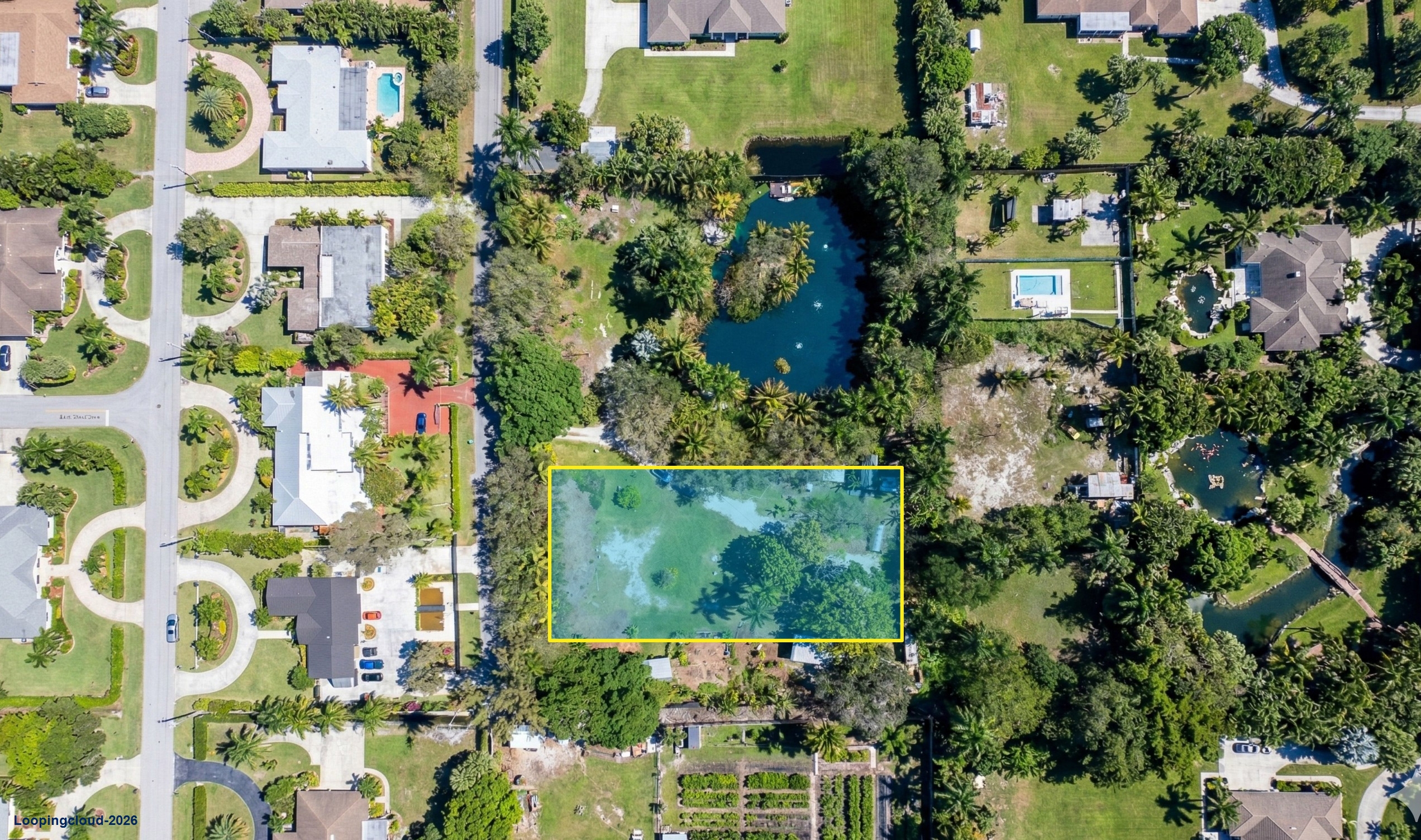154th Street – 861 VACANT RESIDENTIAL LAND - 40,260 SF