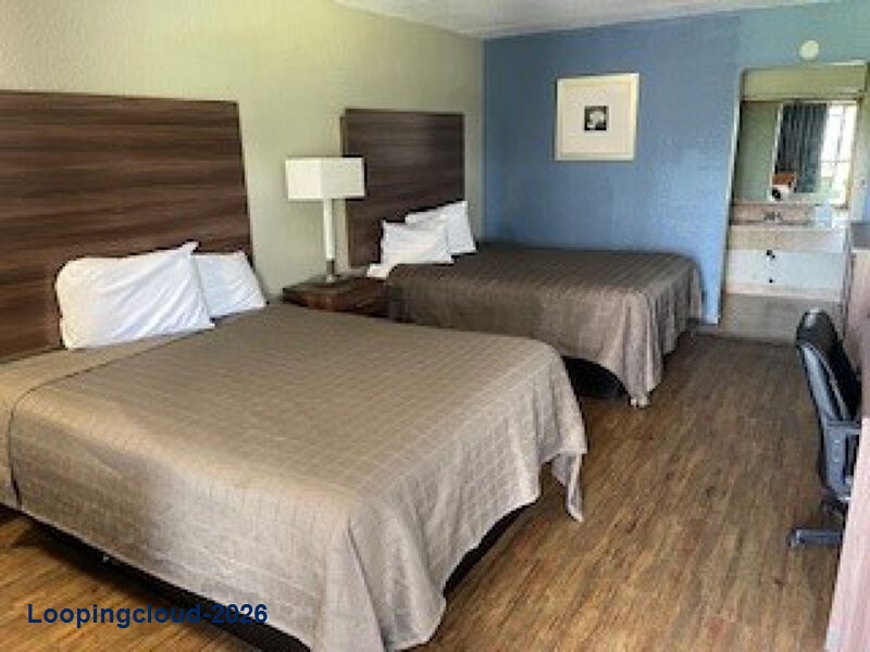 Travelodge by Wyndham - Deltona FL