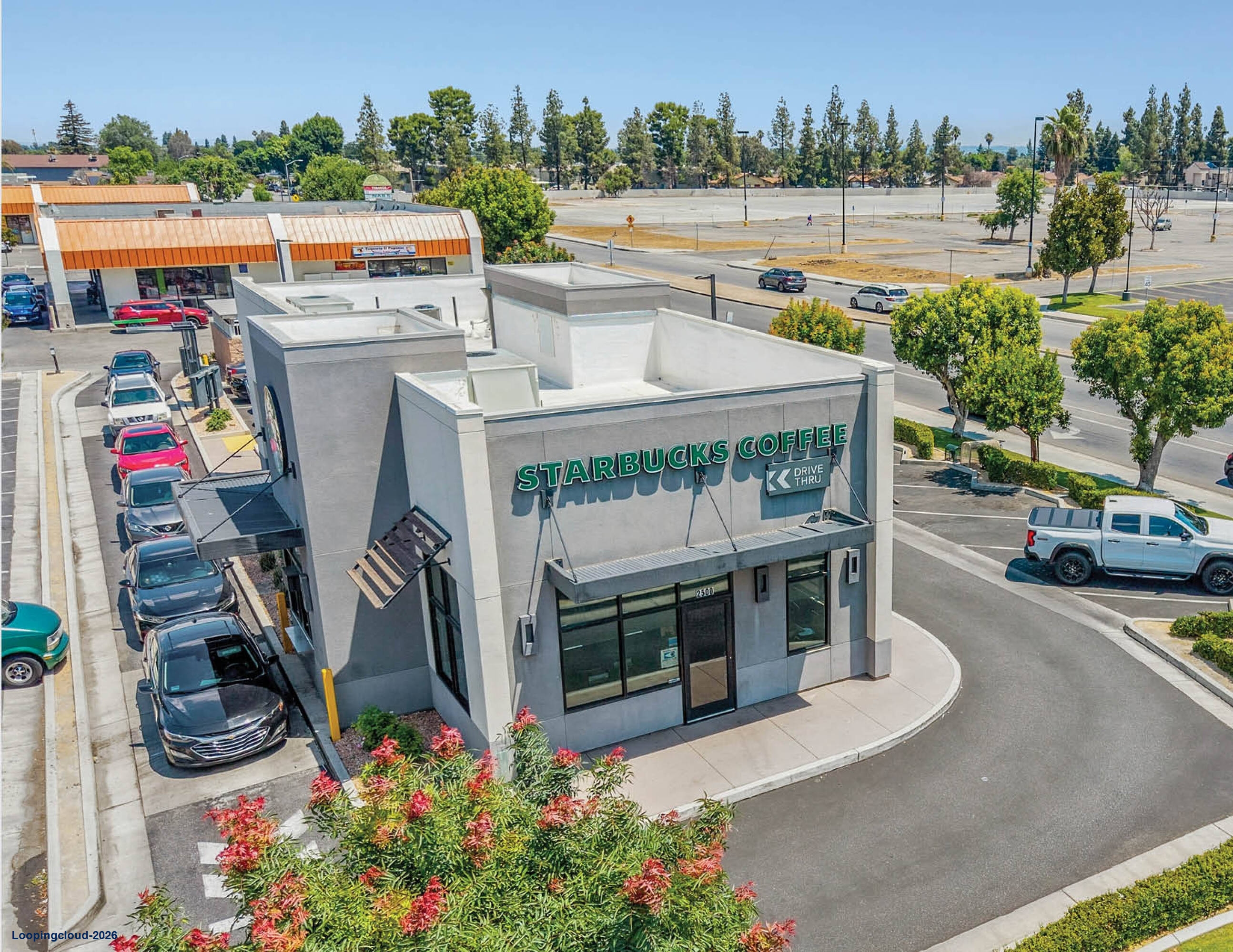Starbucks | Below Market Rent | S&P: BBB+- Bakersfield, CA