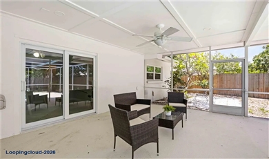 5726 WANETA PL Sarasota, FL 34231