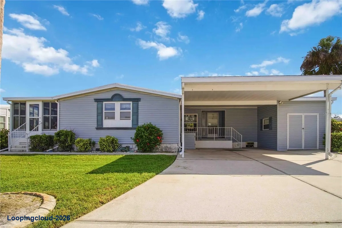 8476 IMPERIAL CIR Palmetto, FL 34221