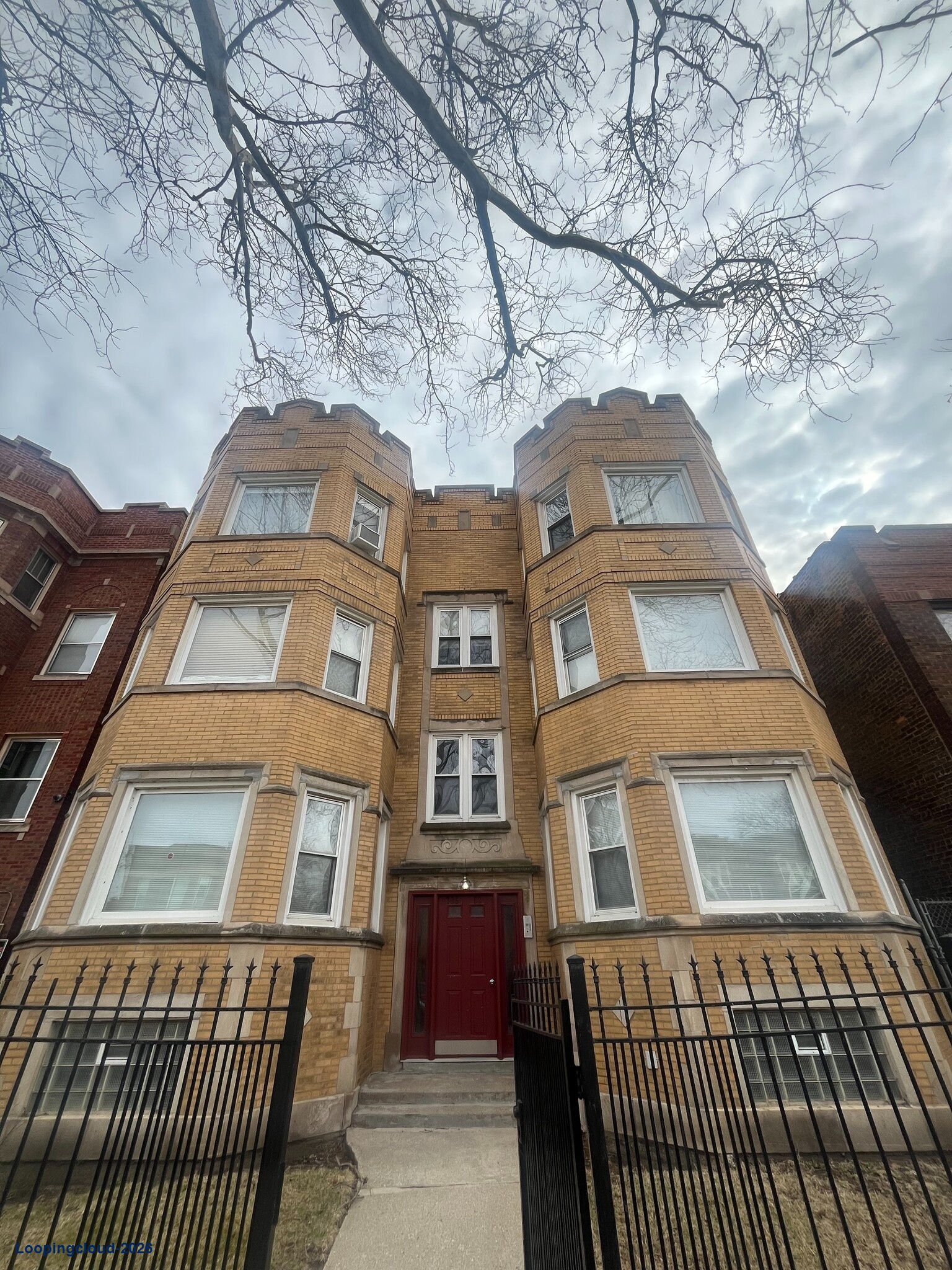 Value-Add 6-Flat Asset – 7951 S Burnham Ave, Chicago, 60617 – $420k