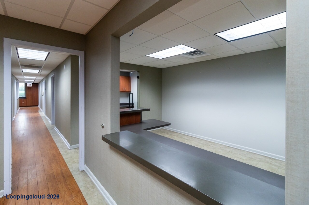 Available Office Space: 2,268 SF at the Fullerton-Ashland Building (2400 N Ashland Ave, Chicago, IL 60614)