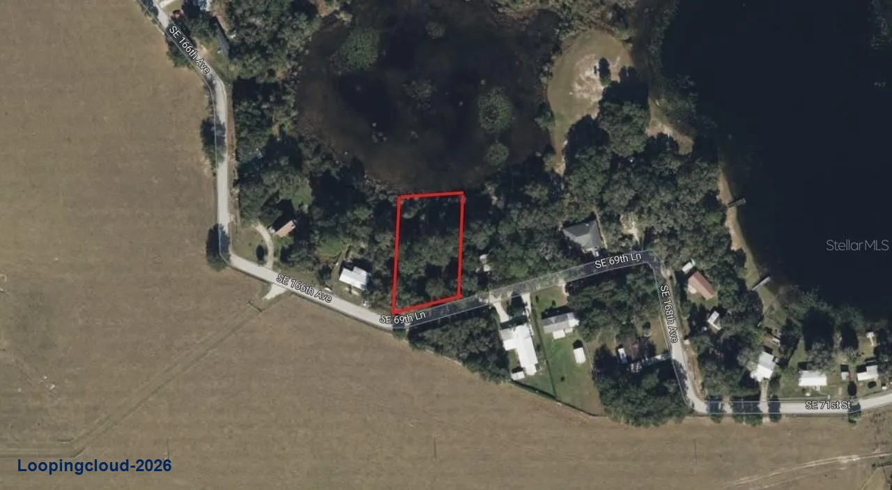 69 Se, Ocklawaha, FL 32179
