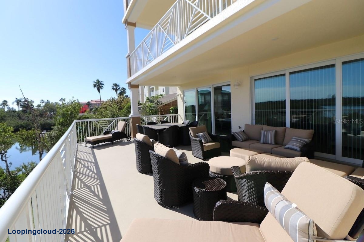Luxury Waterfront Condo for Sale: 19519 Gulf Boulevard #206, Indian Shores, FL 33785
