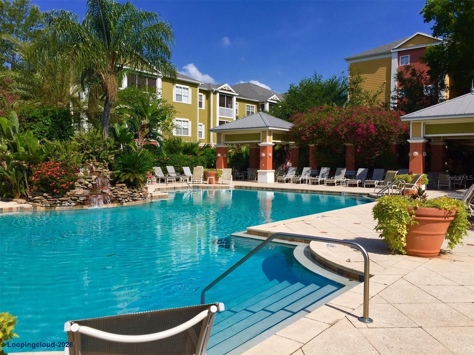 Fully Furnished Short-Term Condo for Rent: 4207 S Dale Mabry Highway #10207, Tampa, FL 33611