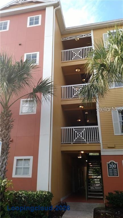 Premium Top-Floor Corner Condo for Rent: 4207 S Dale Mabry Highway #2401, Tampa, FL 33611