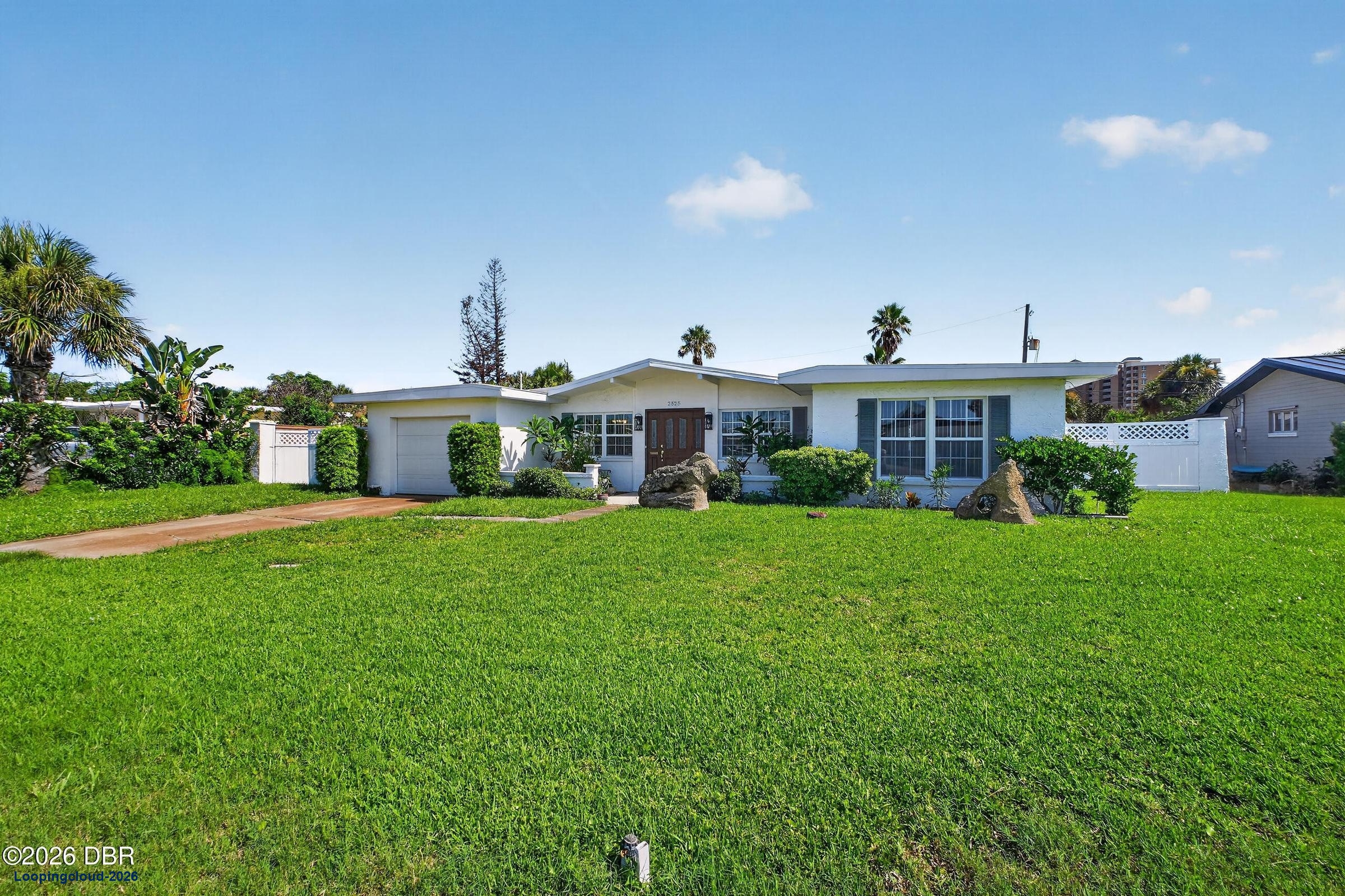 2525 Coral Way W #1 Daytona Beach Shores, FL 32118 Listing #1228758