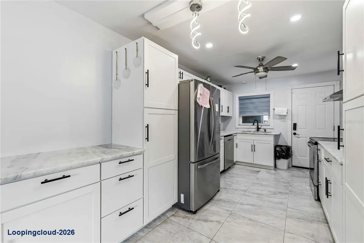 3706 OLD BRADENTON RD Sarasota, FL 34234