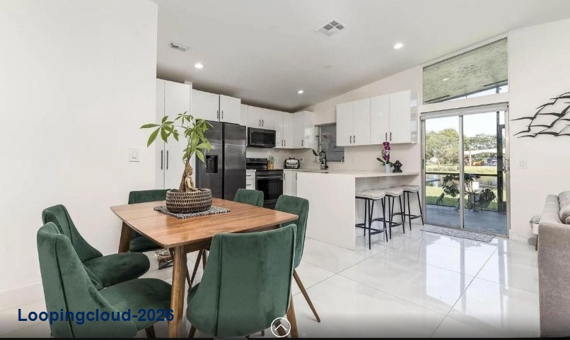 518 Woodgate Circle E #E, Sunrise, FL 33326 Neighborhood: WOODGATE CONDOMINIUM 43