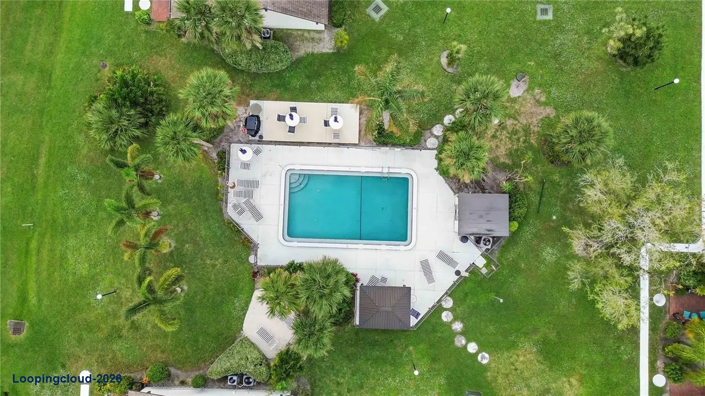 3505 LONGMEADOW #3 Sarasota, FL 34235