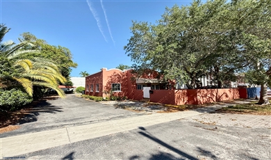 Office for lease at 1318 SE 2nd Ave, Fort Lauderdale, FL 33316