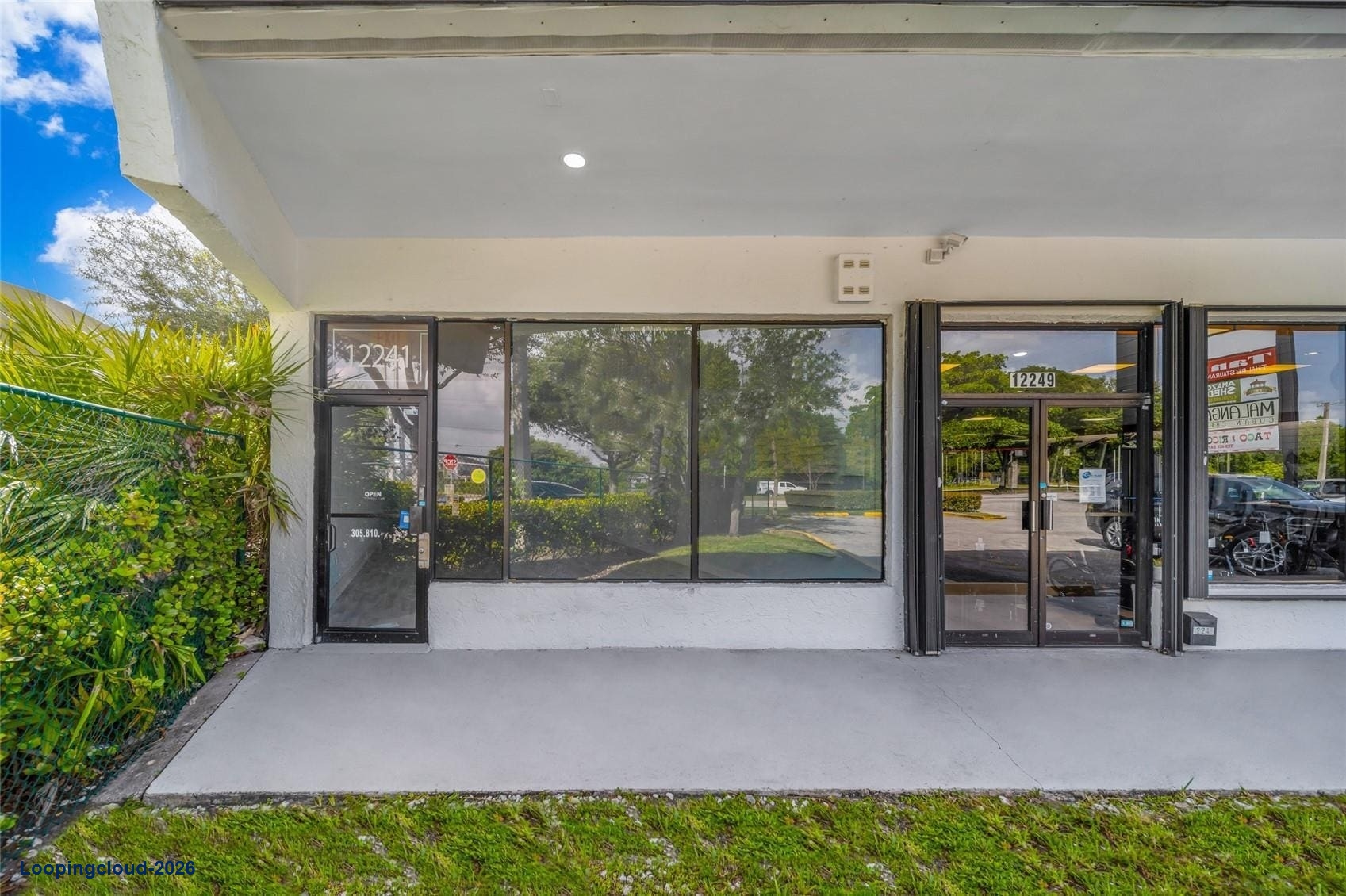 Prime Pinecrest Retail and Beauty Salon Space for Lease on US-1 in Miami FL  33156
