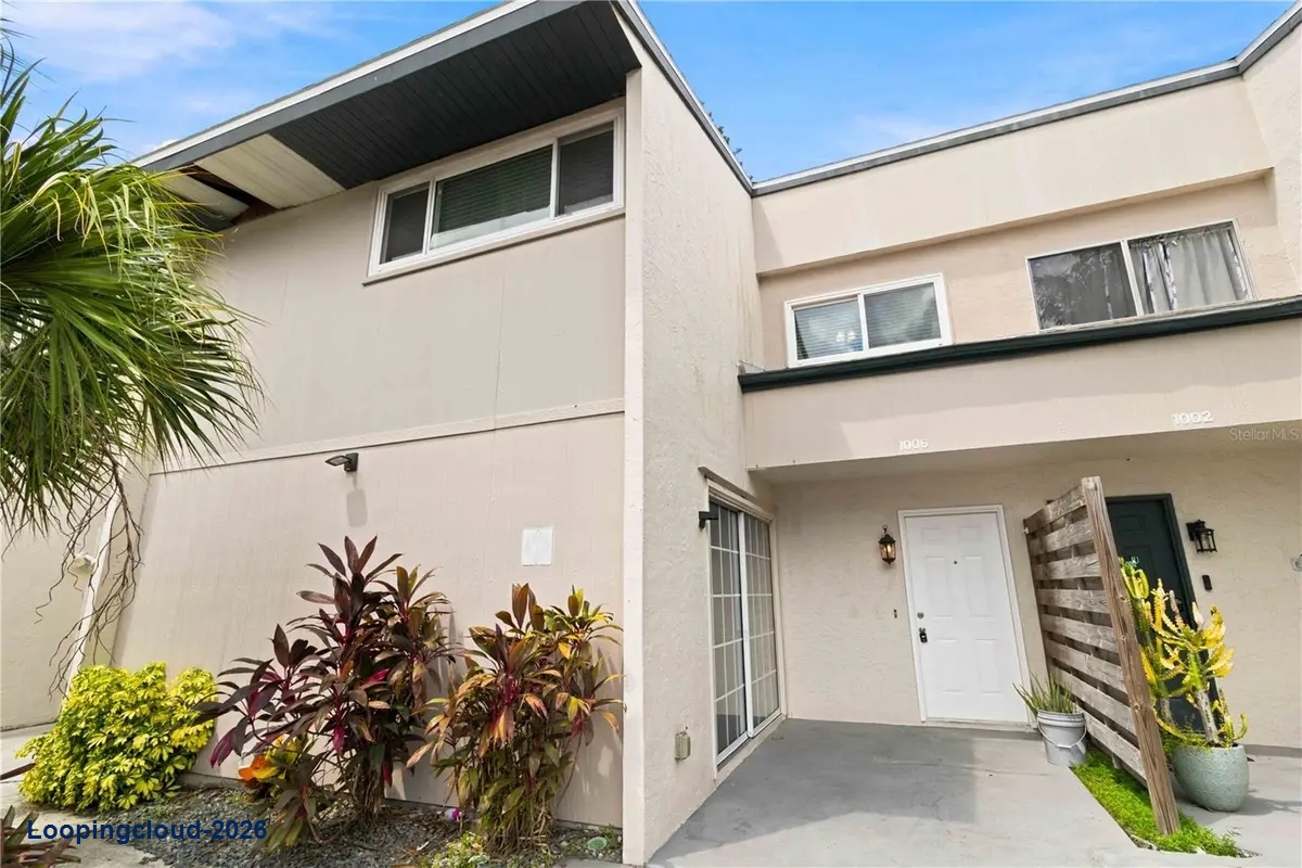 1006 LONGFELLOW CT Sarasota, FL 34243