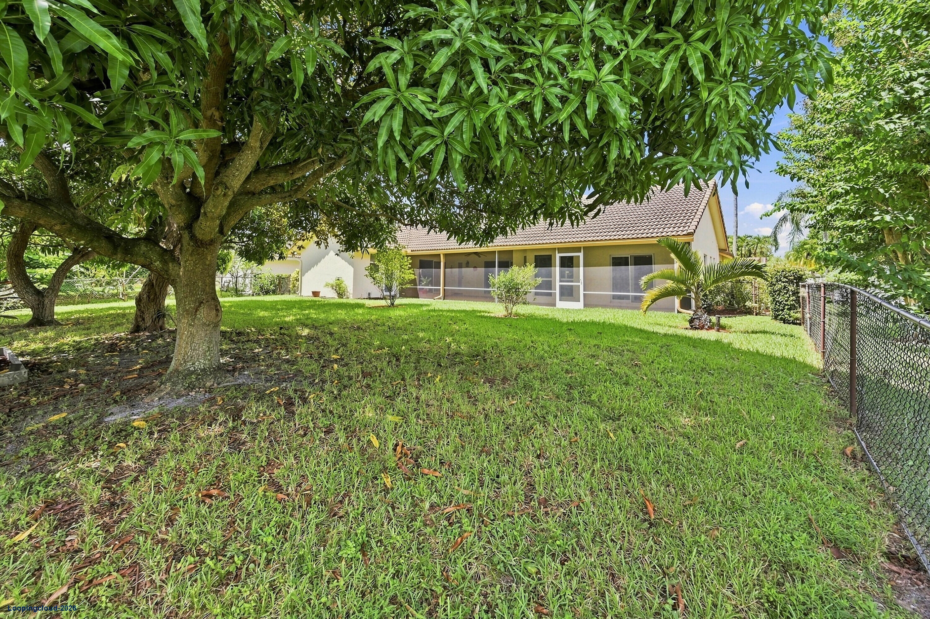 2111 NW 86TH Way, Coral Springs, FL 33071