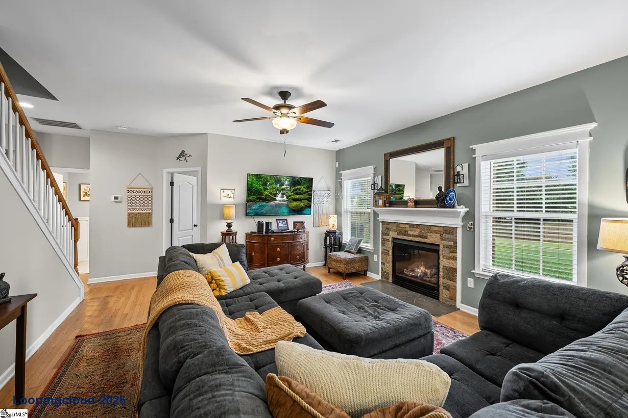 6 Meadowrise Ln, Simpsonville, SC 29681 | 5 Bed Home in Creekwood