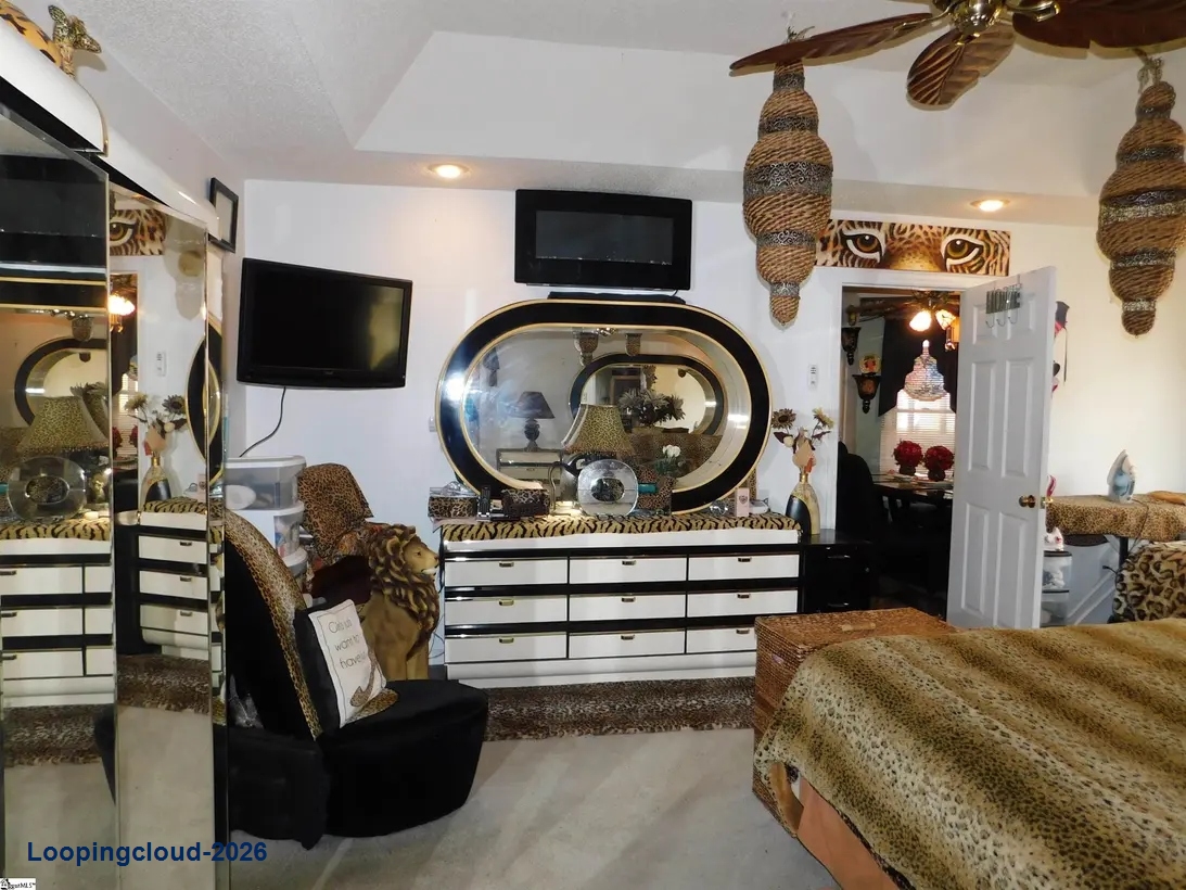 Single-Story Ranch Home on 0.70-Acre Double Lot with NO HOA: 116 Bell Drive