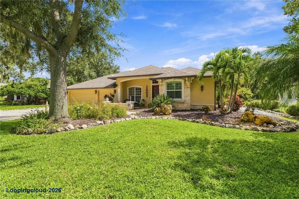 127 MILL RUN E Bradenton, FL 34212