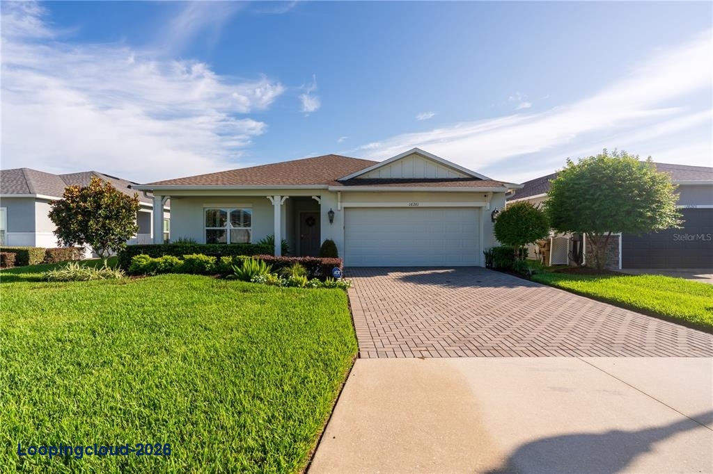 16261 Yelloweyed Dr, Clermont, FL 34714 | Sawgrass Bay Move-In Ready Home