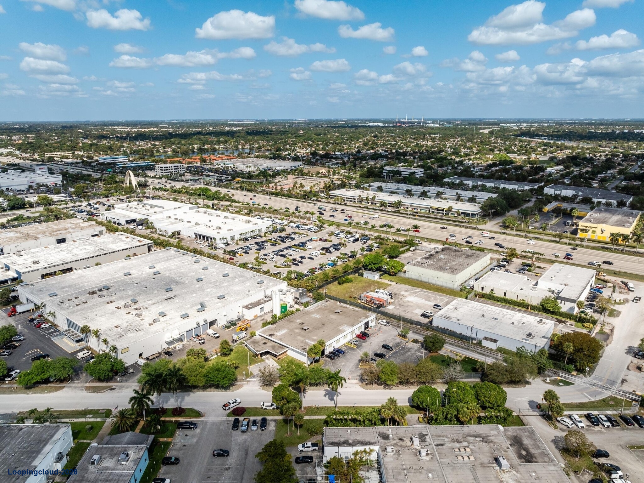 Industrial Flex Space with Heavy Power and Yard Area for Lease in Miami, FL