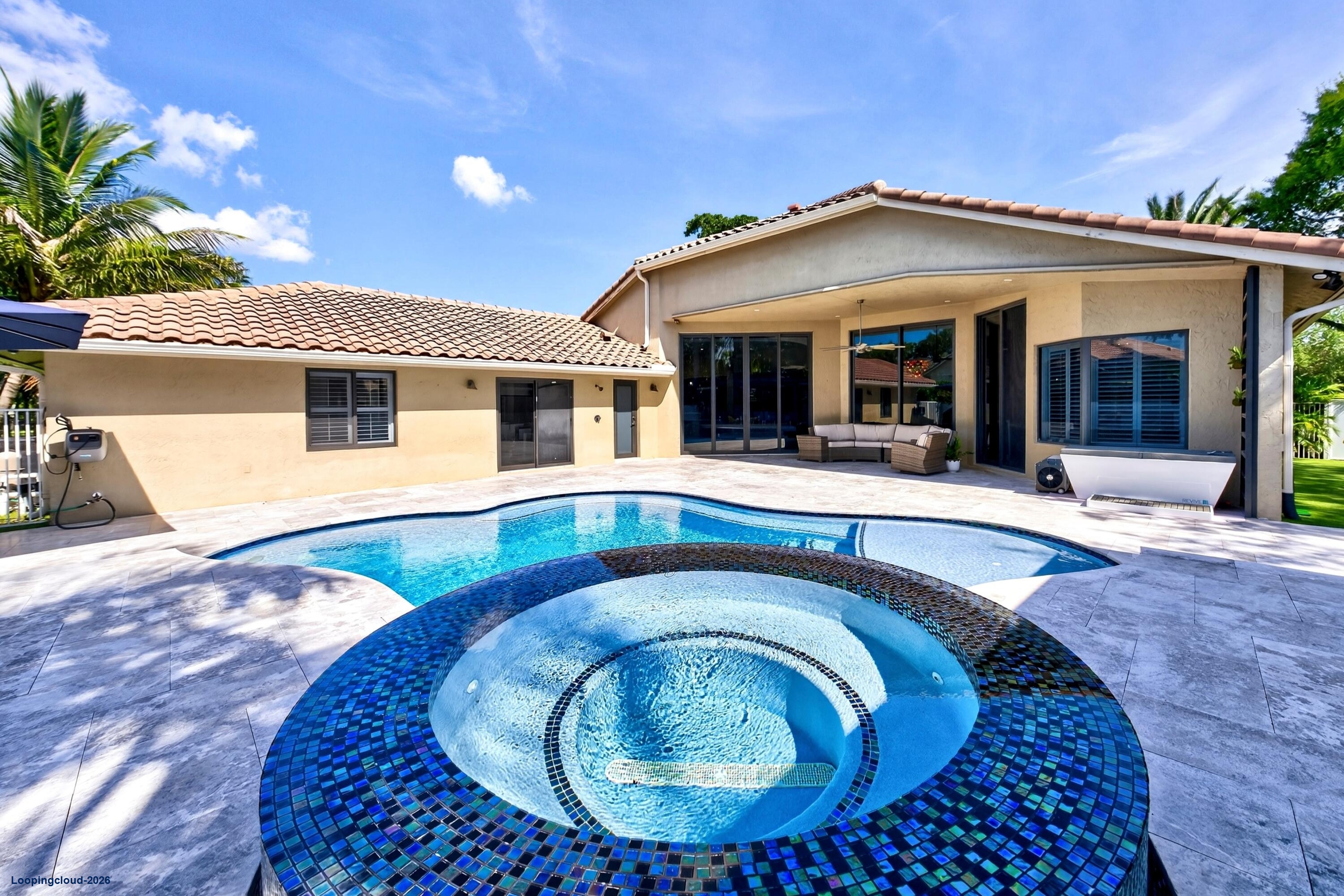 10090 NW 59th Drive