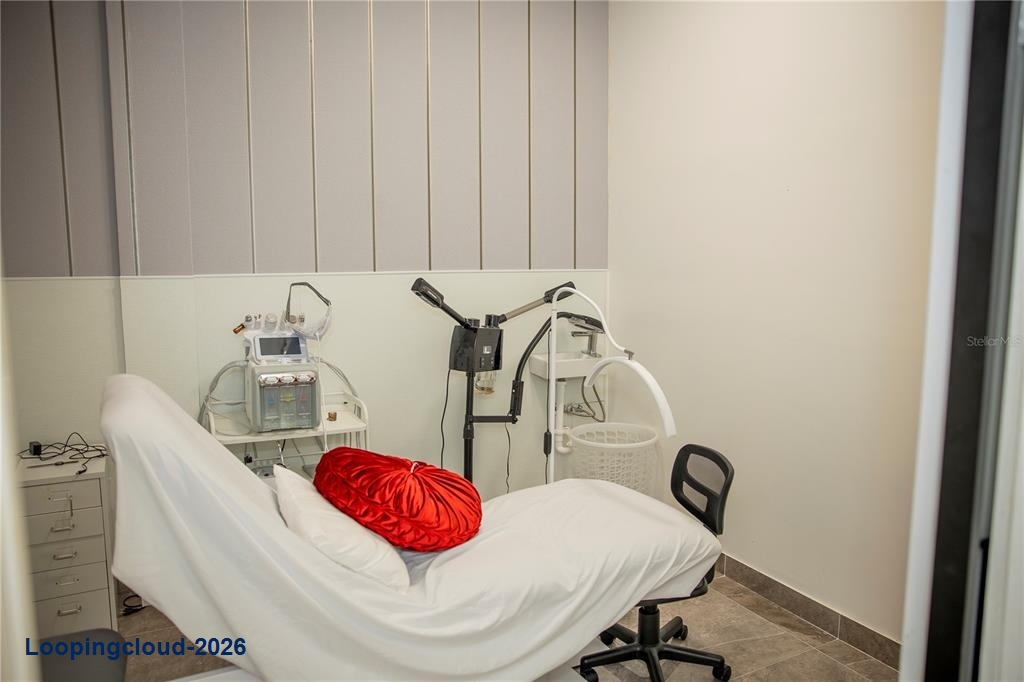 Innovation Beauty & Spa Business For Sale in Kissimmee, FL | MLS S5158706