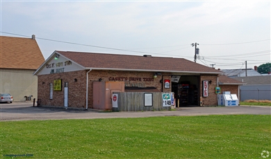 C-Store & Drive-Thru Property For Sale in Fairborn, OH | 124 N 1st St ($229,000)