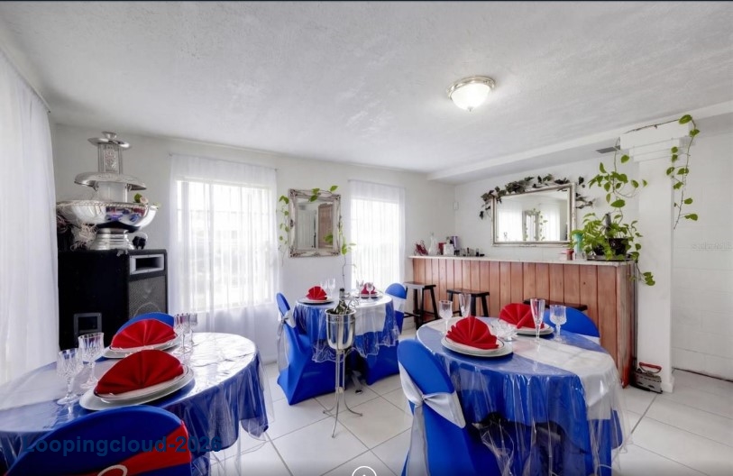 Energy-Efficient Single-Family Home with Solar Panels in Orlando