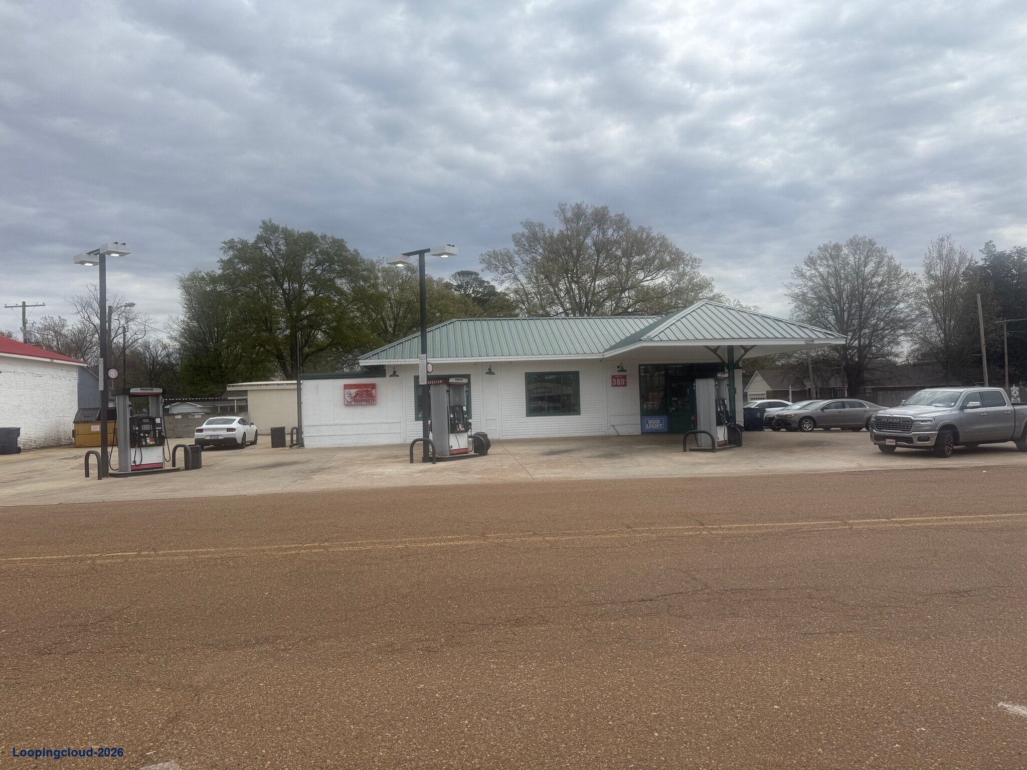 High-Yield Gas Station & C-Store For Sale | Tunica, MS ($1.5M | 11.20% Cap Rate)