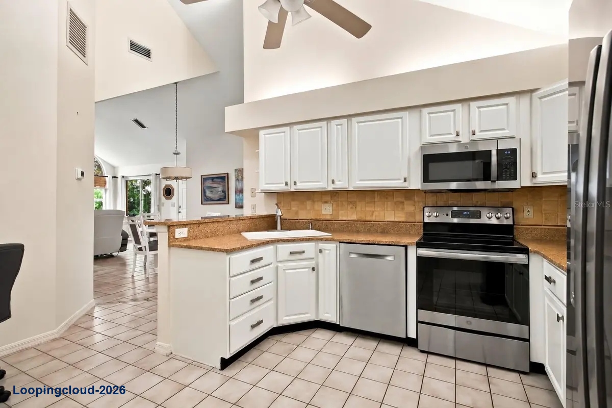 4536 WHIRLAWAY DR
