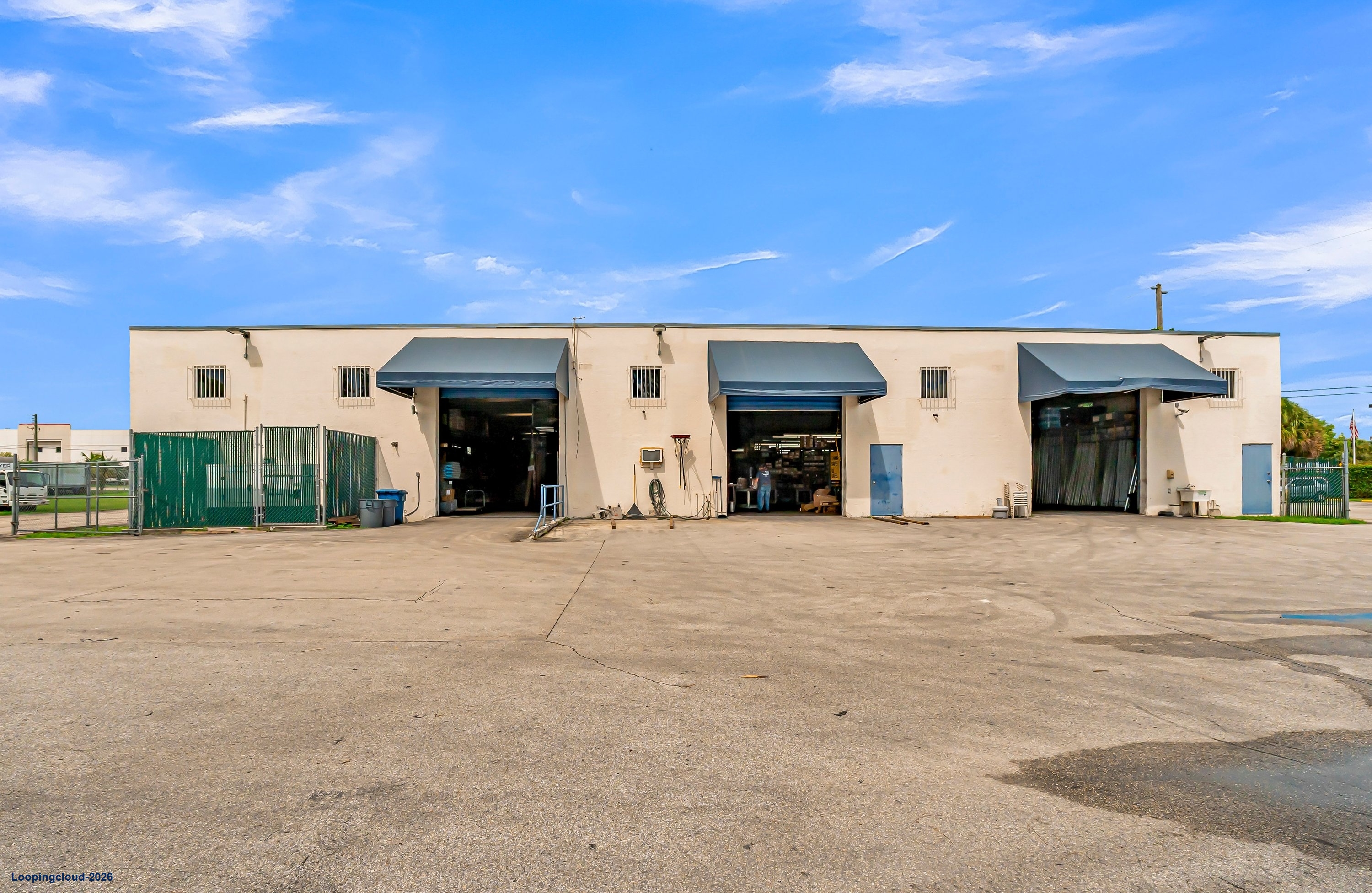 Freestanding Commercial Building for Sale in Hialeah Gardens, FL | 23,859 RSF on 2.23 Acres ($9,950,000)