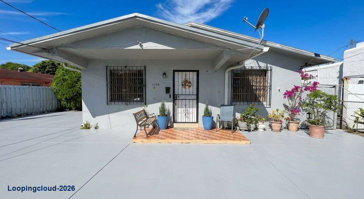 Grapeland Heights Duplex | 2 Units on 7,500 SF Lot