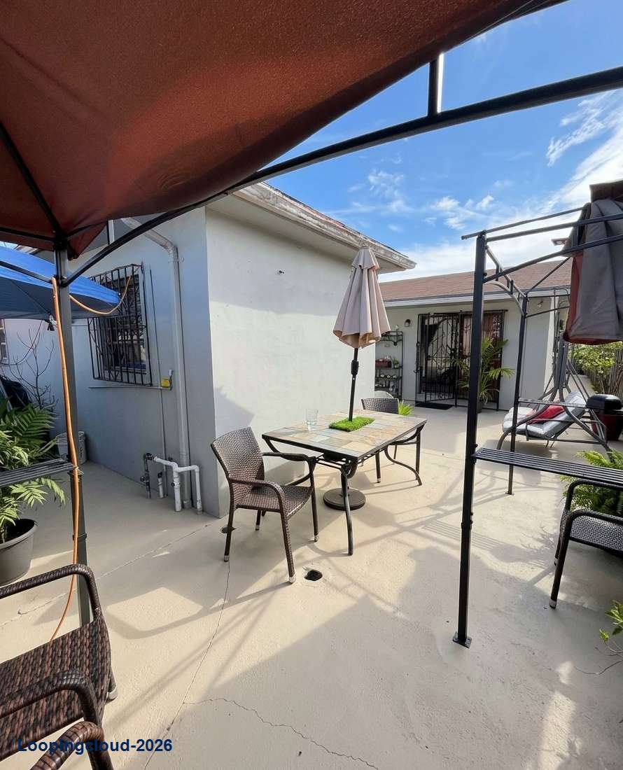 Grapeland Heights Duplex | 2 Units on 7,500 SF Lot