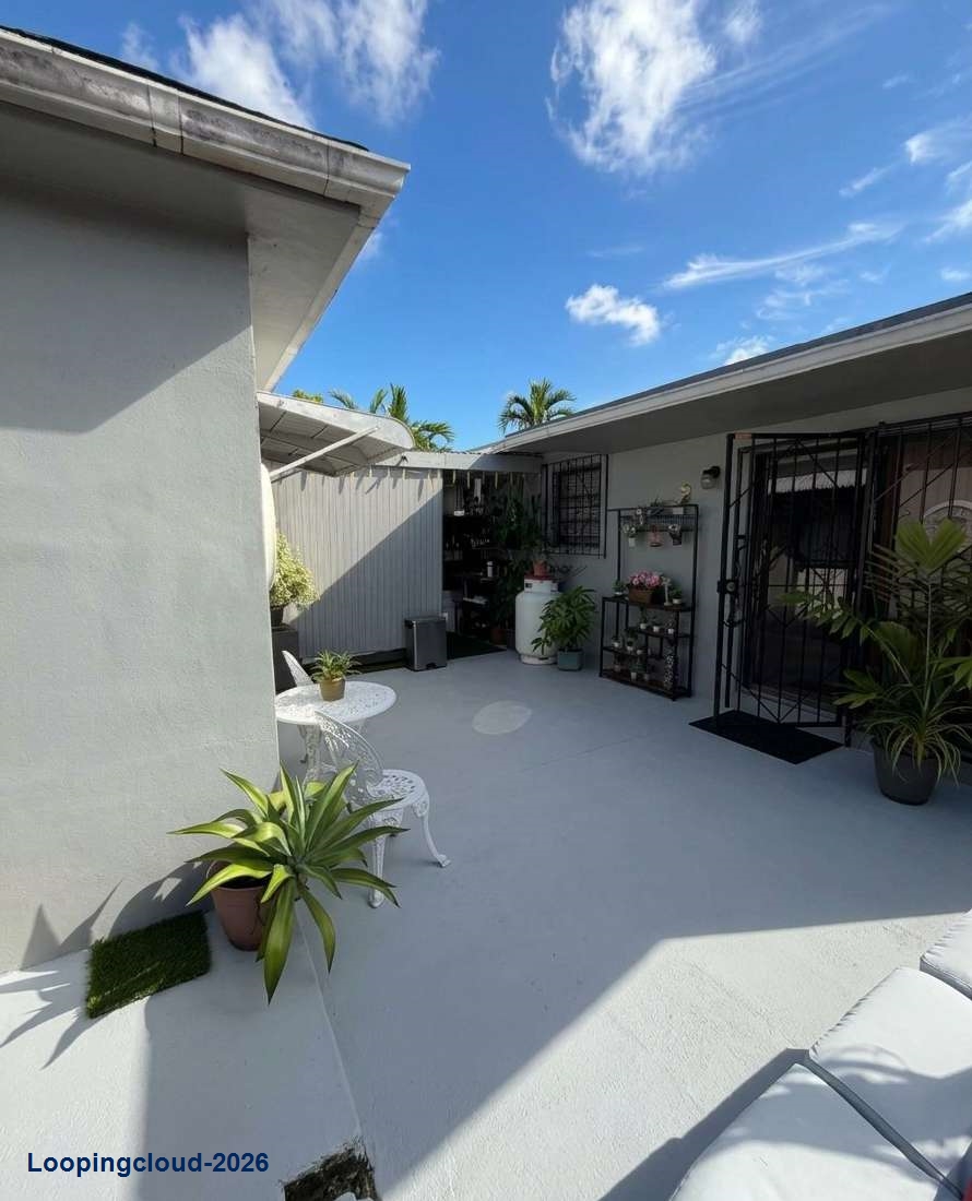 Grapeland Heights Duplex | 2 Units on 7,500 SF Lot
