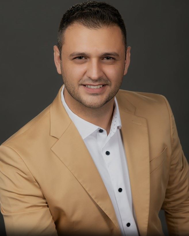 Cristian Ferreyra - Broker/Agent  | loopingcloud.com