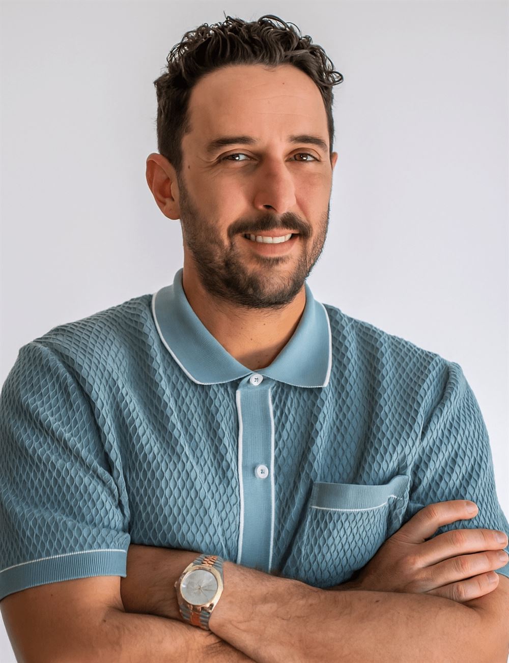 Adriano Salucci - Broker/Agent 561 NE 79 Street Suite 420  Miami 33138 Florida | loopingcloud.com